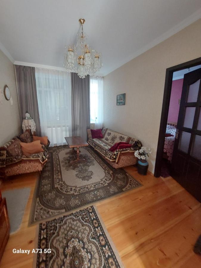 Guest House Lela Rezo Stepantsminda Exterior foto